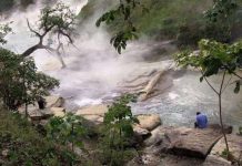 Kỳ lạ dòng sông nước sôi huyền bí giữa rừng Amazon