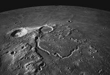 Lõi sắt tiết lộ bí mật của Mặt trăng Lõi sắt tiết lộ bí mật của Mặt trăng