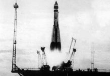 Vệ tinh lâu đời nhất Trái Đất trong hành trình ngoài vũ trụ