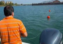 Lướt web trong lòng biển