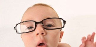 Người cận thị thường thông minh hơn