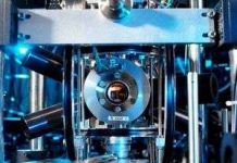 Trung Quốc đã sản xuất được đồng hồ quang học