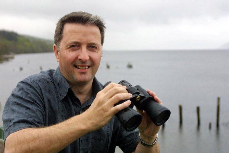 Quái vật hồ Loch Ness bất ngờ xuất hiện sau 9 tháng mất tích?