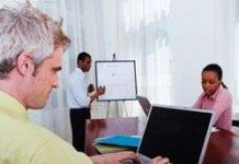 Hoạt động trí óc khiến chúng ta ăn nhiều hơn