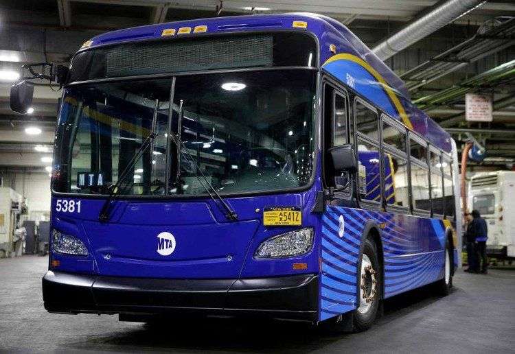Choáng với siêu xe bus công nghệ cao ở New York