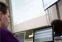 Đã có công cụ dịch nói tức thì