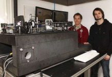 Máy in 3D nhanh nhất tạo bản sao nhỏ hơn hạt cát Máy in 3D nhanh nhất tạo bản sao nhỏ hơn hạt cát