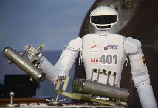 Nga giới thiệu robot hình người thế hệ mới SAR - 401