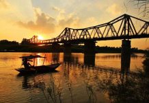 Móng của một cây cầu được xây dựng như thế nào?