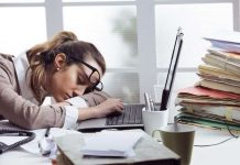 Lý do bạn buồn ngủ cả ngày