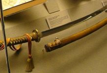 10 thanh kiếm huyền thoại trong lịch sử thế giới