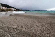 Giải mã bí ẩn loại đá có khả năng nổi trên mặt nước