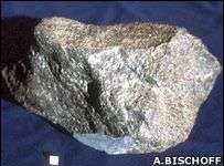 Hoạt động núi lửa trên Mặt Trăng cách đây hơn 4 tỉ năm