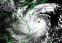 Tại sao bão ở Việt Nam lại hay vào miền Trung? Tại sao bão ở Việt Nam lại hay vào miền Trung?