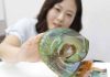 LG giới thiệu dòng ti vi uốn dẻo