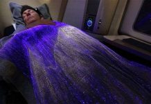 Trải nghiệm chăn siêu thông minh trên máy bay