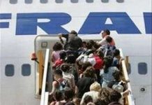 Pháp: Lên máy bay bằng... vân tay