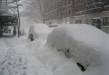 Mỹ phải ban bố tình trạng khẩn cấp do bão tuyết