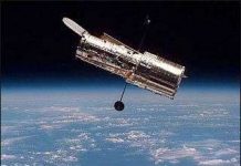 Camera chính của kính viễn vọng Hubble bị hỏng Camera chính của kính viễn vọng Hubble bị hỏng