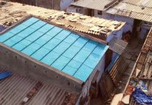 Mái nhà siêu bền làm từ rác thải ở Ấn Độ