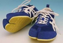 Giày đặc biệt cho phi hành gia