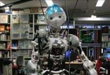 Chế tạo robot chứa hệ thống cơ, xương nhân tạo