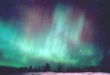 Cực từ bắc Trái đất đang dịch chuyển Cực từ bắc Trái đất đang dịch chuyển