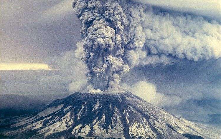 Hiện tượng kỳ lạ bên trong núi lửa nguy hiểm nhất nước Mỹ