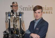 Người sinh học nhân tạo đầu tiên trên thế giới