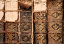 Thần kỳ phương pháp đọc sách mà không cần mở ra