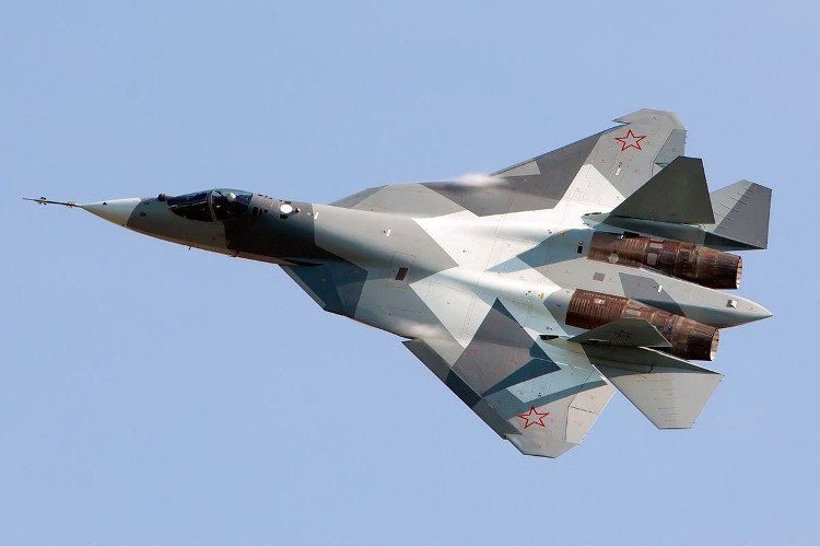 Máy bay tàng hình của Trung Quốc và Nga vẫn còn kém F-35 và F-22 của Mỹ nhiều
