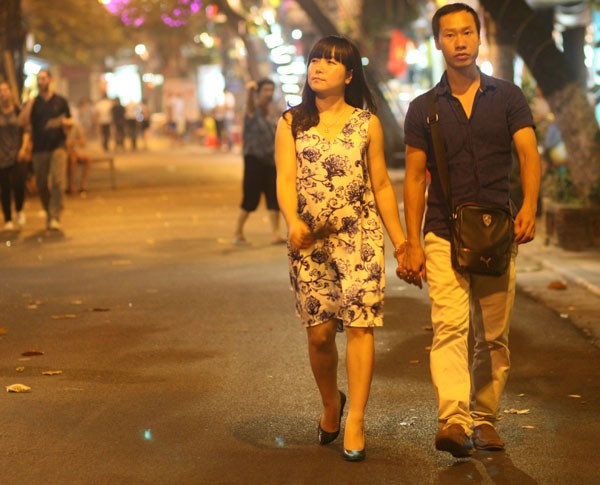 5 điều ở tuyến phố đi bộ Hà Nội khiến giới trẻ thích thú