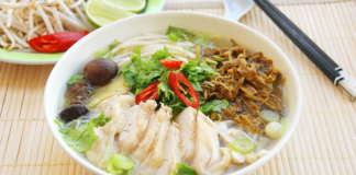 Món bún măng vịt 