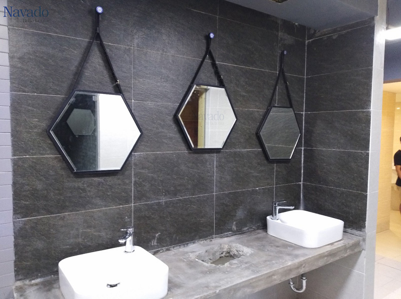 Gương phòng tắm – Sản phẩm không thể thiếu trong không gian phòng tắm