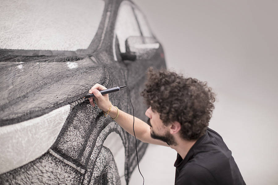 Bức tranh 3D Sculpture của xe Nissan bằng bút 3D 3Doodler